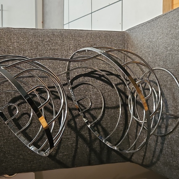 Fruit basket - Picture 2 of 2